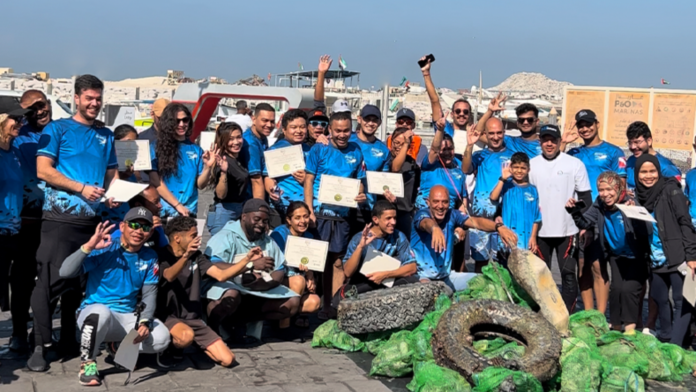 Bermuda Diving Center, initiated a successful scuba diving, underwater clean up against debris